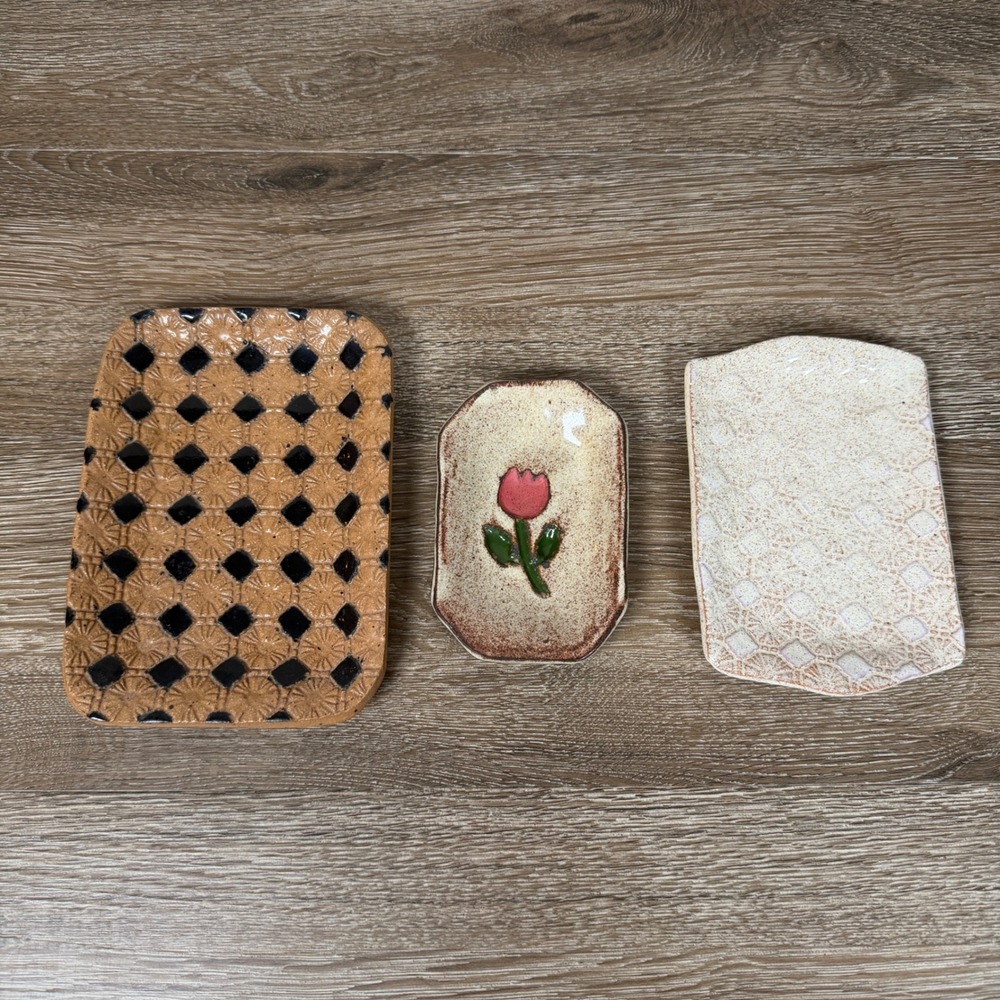 Vintage Handmade Pottery Trinket Soap Dish Lot of 3 Tulip Textured 2005 2006